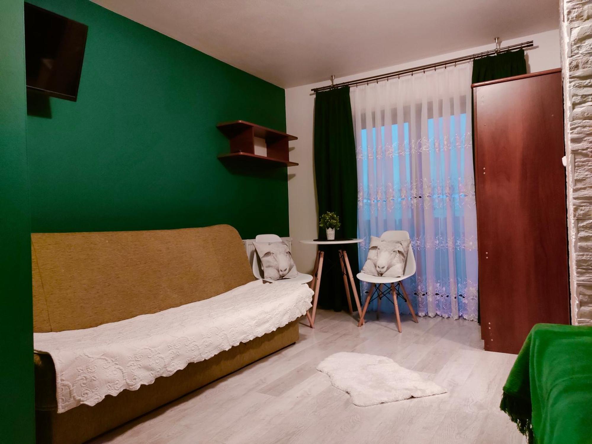 Pokoje U Mrugaly Czerwienne Bilik gambar